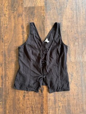 Women's Black Tie-Front Tank Top - V-Neck